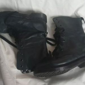 DOC MARTENS Aimilita black flower cuffed boots